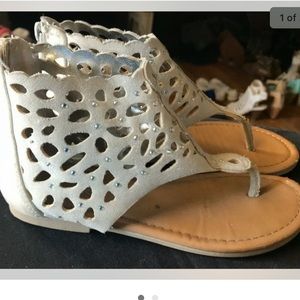 Piper Girls Cara 3 Cage Gold Thong Sandals Size 13